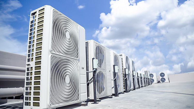 冷冻冷藏设备配件材质选择：关键因素与误区解析**